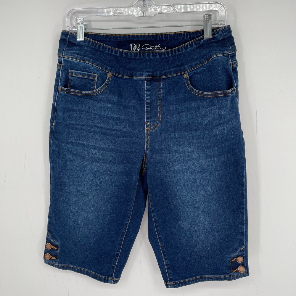 DG2 Diane Gilman Women's Blue Pull On Button Cuff Bermuda Denim Shorts Size 12